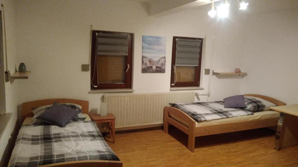 "Klein Und Fein"-Monteurzimmer Pohlheim Bagian luar foto